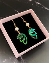 Indlæs billede til gallerivisning Ørekæde med vedhæng