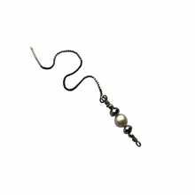 Indlæs billede til gallerivisning Enkelt-Shades med ørekæde og barokperleled - changerende caramel